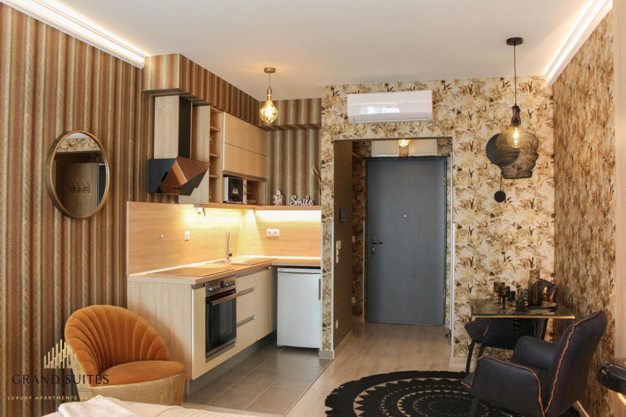 Grand Suites Corvin Βουδαπέστη Εξωτερικό φωτογραφία