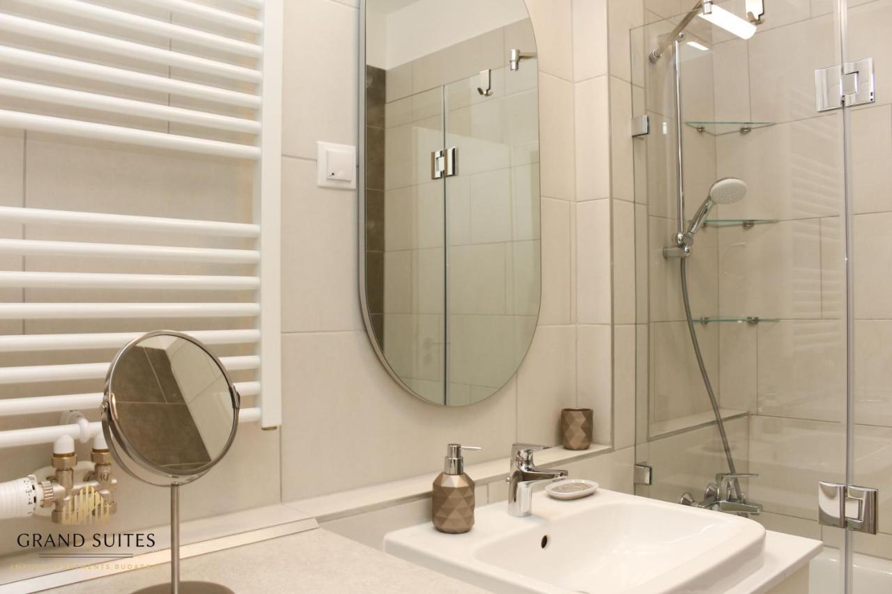 Grand Suites Corvin Βουδαπέστη Εξωτερικό φωτογραφία