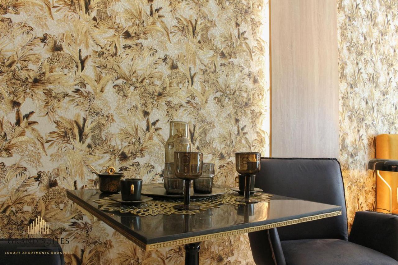 Grand Suites Corvin Βουδαπέστη Εξωτερικό φωτογραφία
